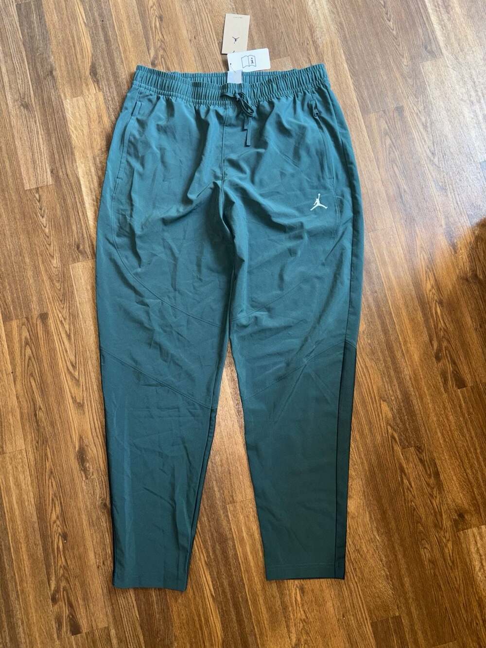Jordan Sport Dri-FIT Woven Pants. NWT. Size L Pine Green
